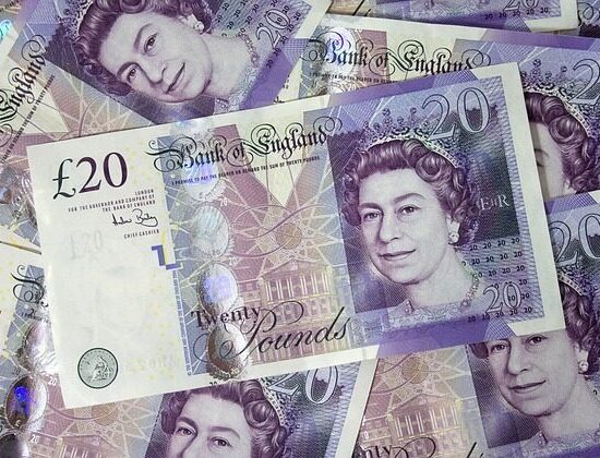 GBP: British banknotes